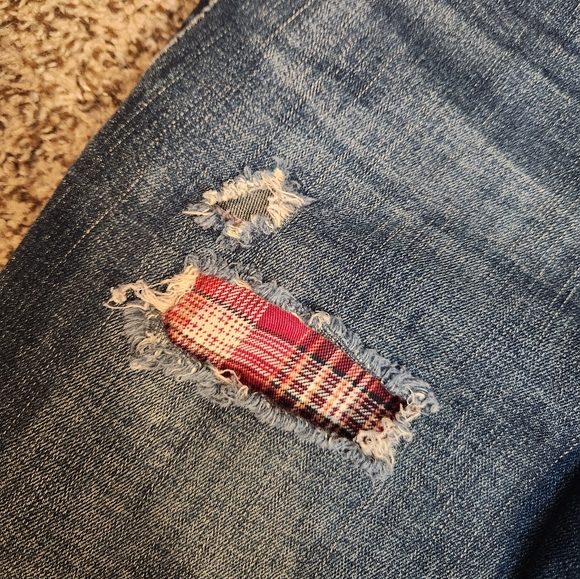 Maurices flannel patch jeans | 1/2 R - Picture 6 of 7